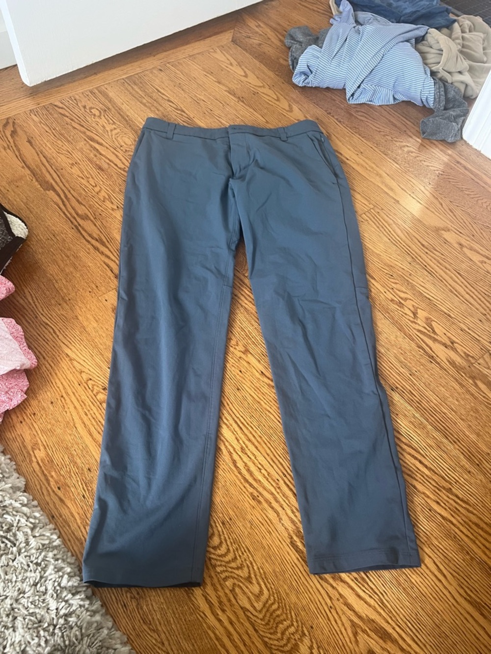 Lululemon commission classic fit pant 32" warpstreme size 33 in iron blue